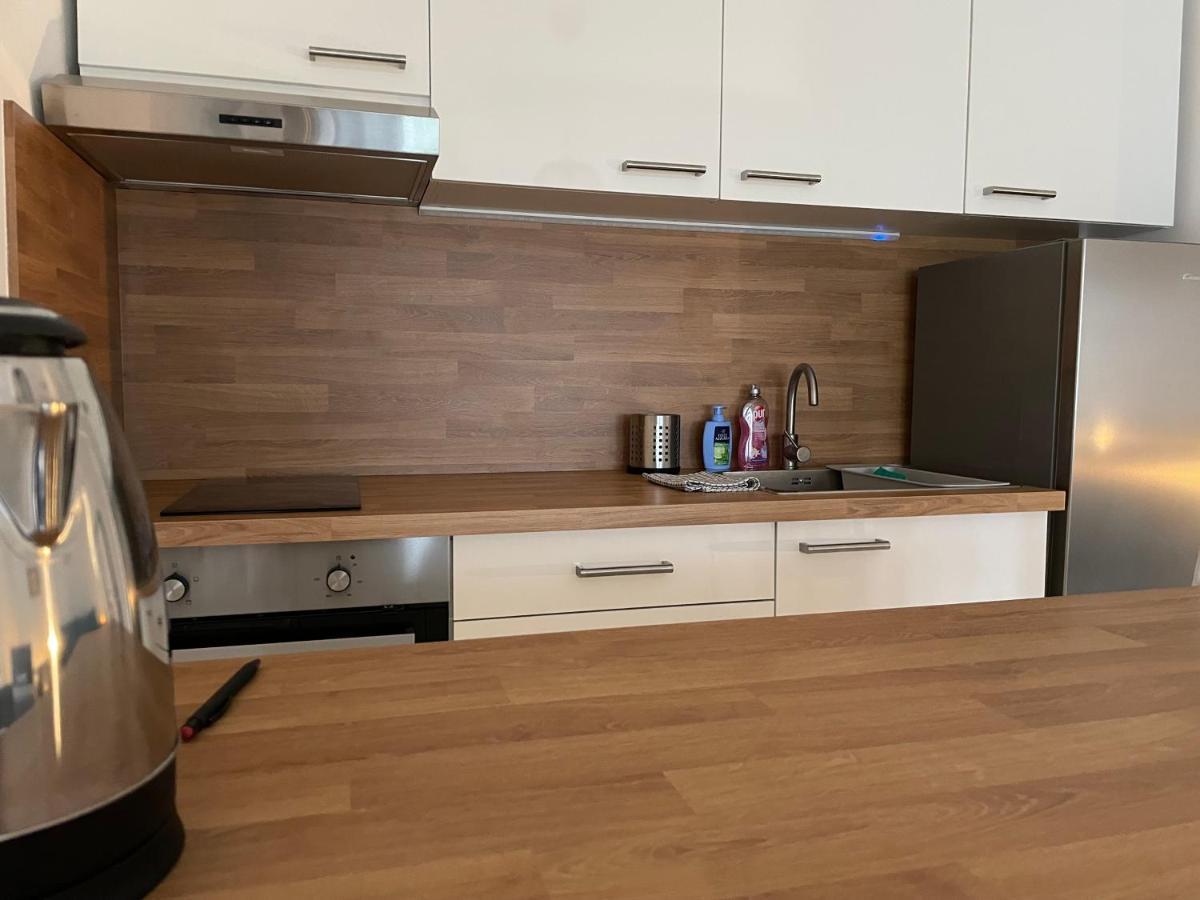 Studio Apartman Rita ซาเกร็บ ภายนอก รูปภาพ