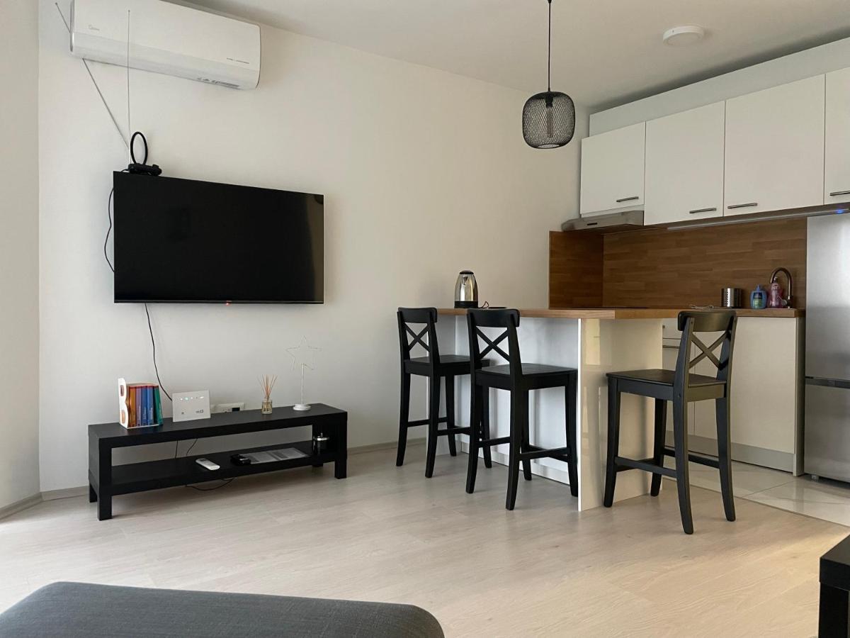 Studio Apartman Rita ซาเกร็บ ภายนอก รูปภาพ